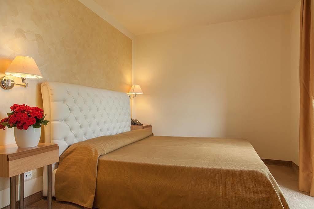 Hotel Dependance Silvestro Γκάρντα Εξωτερικό φωτογραφία